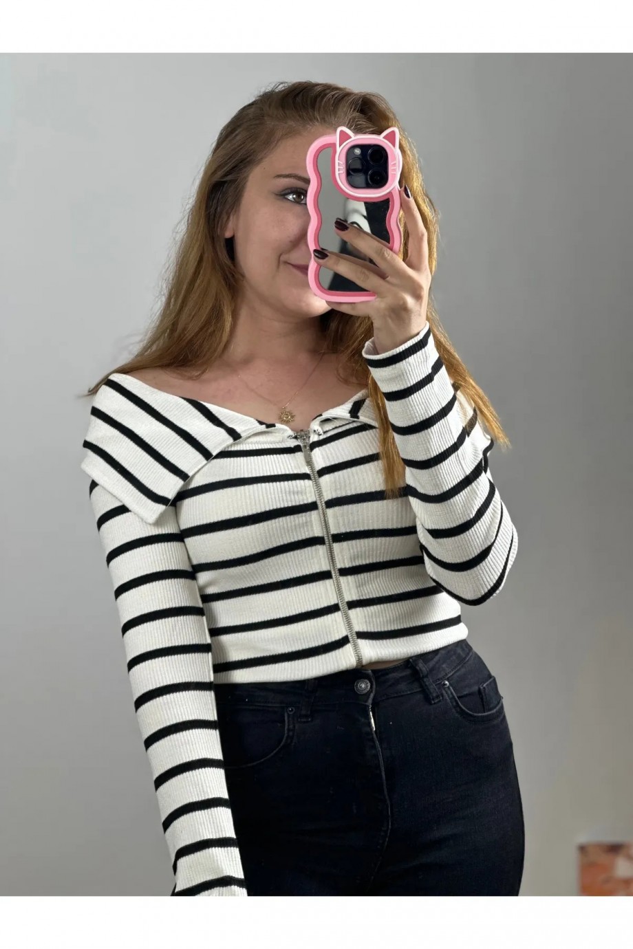 Fermuarlı Kayık Yaka Bluz Ekru