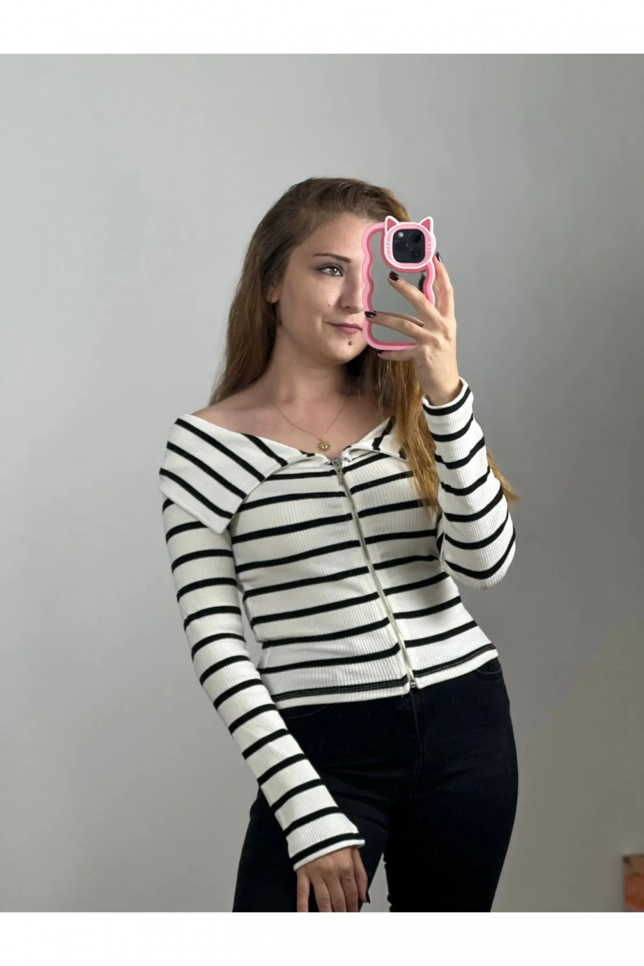 Fermuarlı Kayık Yaka Bluz Ekru