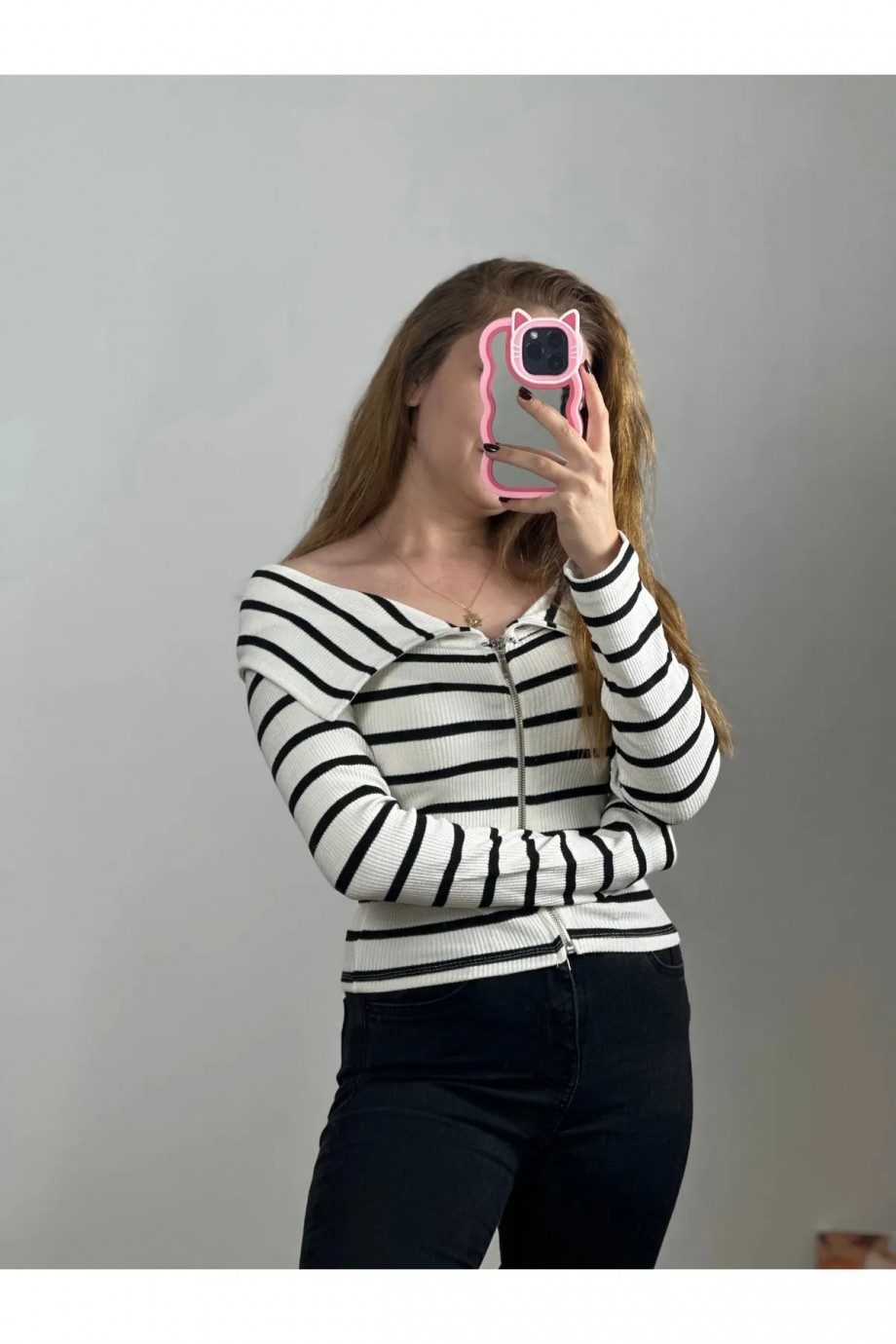 Fermuarlı Kayık Yaka Bluz Ekru