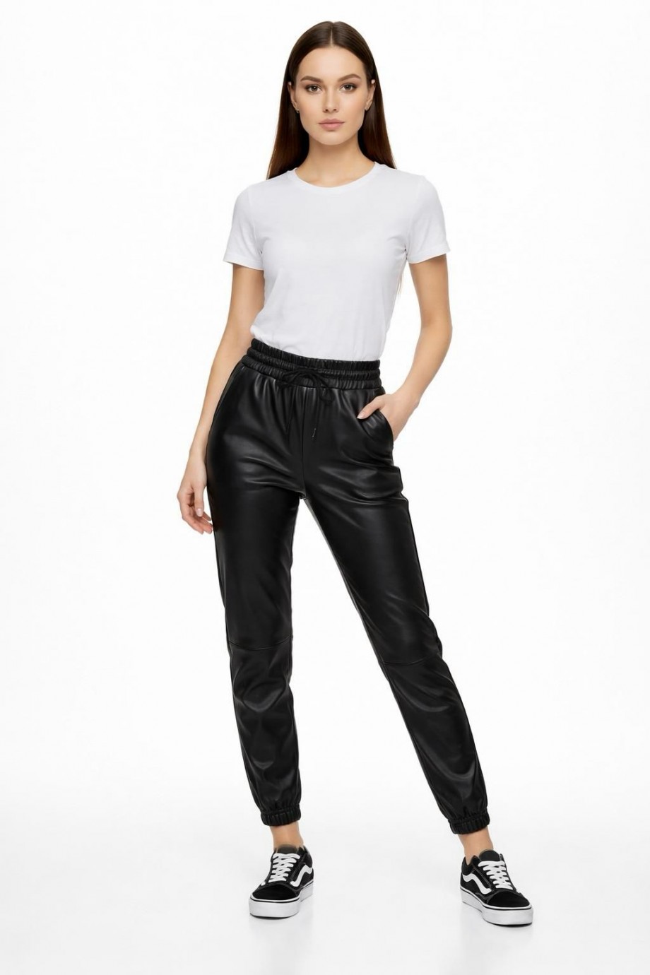 Suni Deri Paçası Lastikli Pantolon Siyah